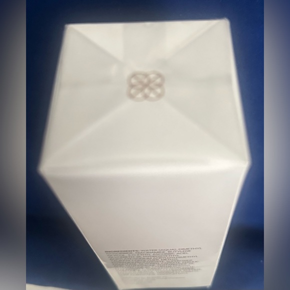 Emepelle Serum 1.2 fl. oz - Picture 6 of 6